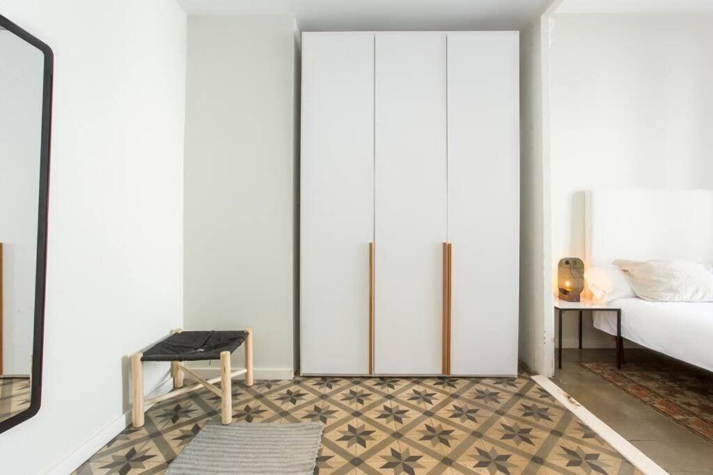 4Bedroom Apart With Balcony In Las Ramblas 3-2 Barcellona Esterno foto